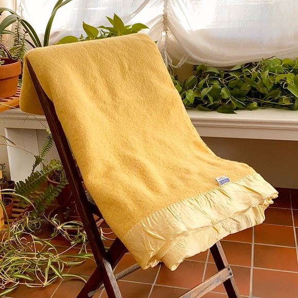Golden Dawn Bedding Vintage Golden Dawn Yellow Wool Blanket Poshmark